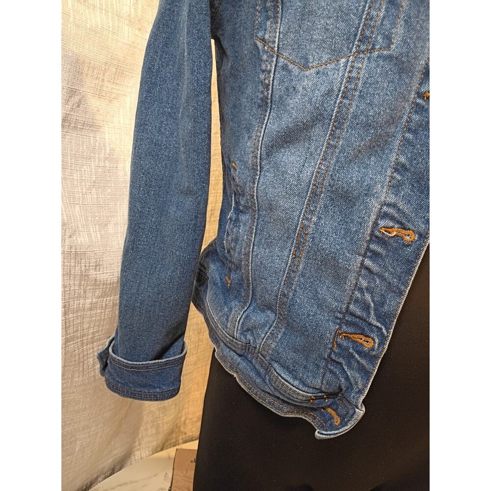 Universal Thread Jean Jacket Size M - Picture 4 of 12